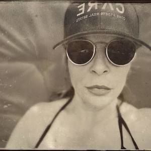 Meet your Posher, Angie